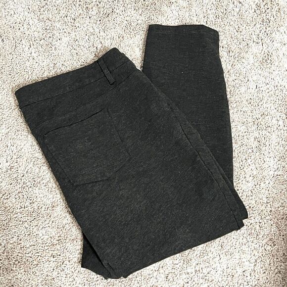 Torrid Women’s Plus Size 22 Capri Pants Stretch Gray Button Closure Denim - Picture 9 of 13